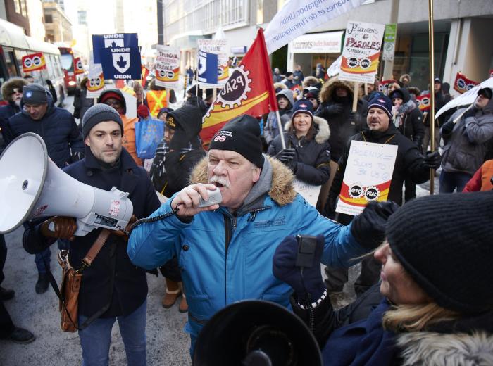Chris Aylward, PSAC National President, at Phoenix rally