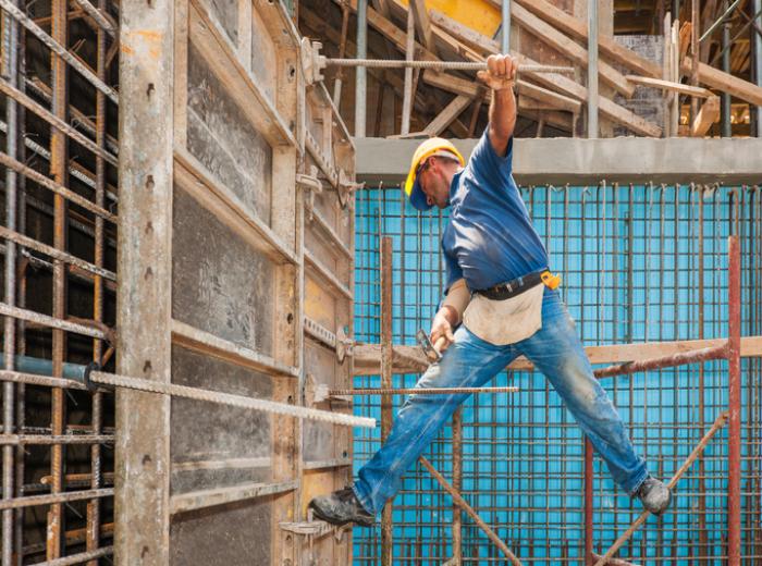 Man in dangerous working conditions